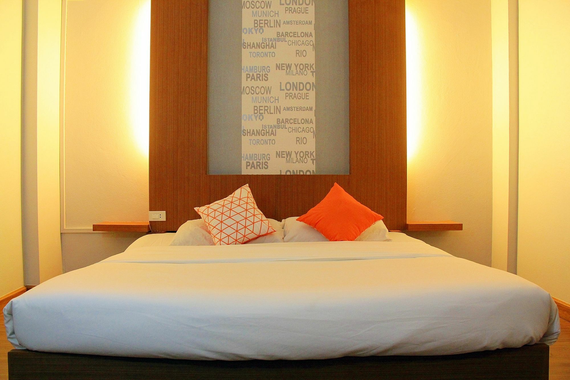 โรงแรมเรือนทิพย์ เชียงราย Ruean Tip Hotel المظهر الخارجي الصورة